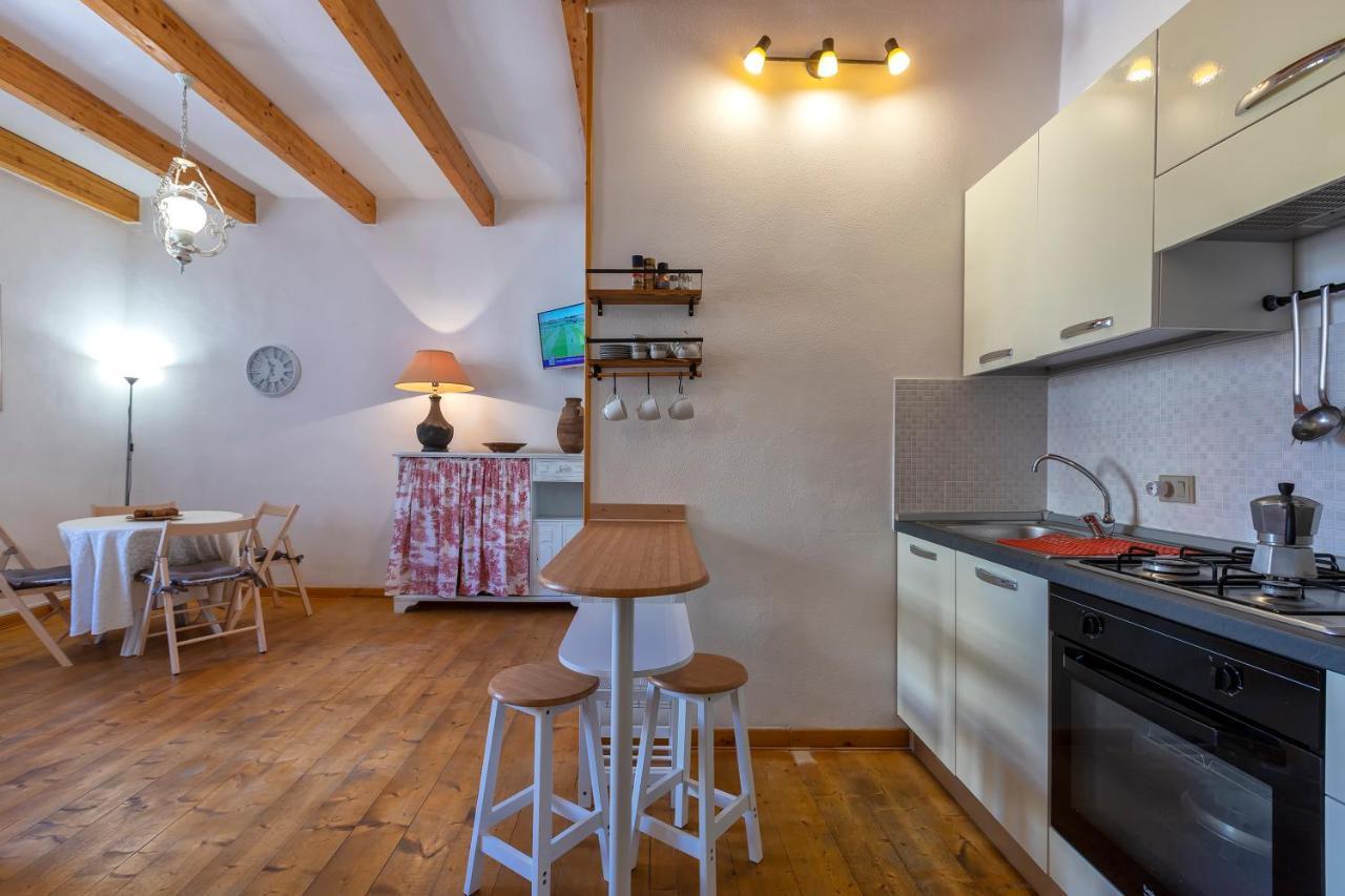 Ferienwohnung La Finestra Sul Teatro Alghero Exterior foto