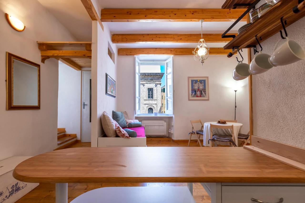 Ferienwohnung La Finestra Sul Teatro Alghero Exterior foto